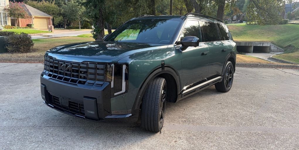 2027 Kia Telluride Hybrid SX-Prestige. CarPro.