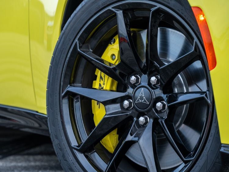 2027-dodge-super-bee-launch-edition-brakes-wheel-dodge