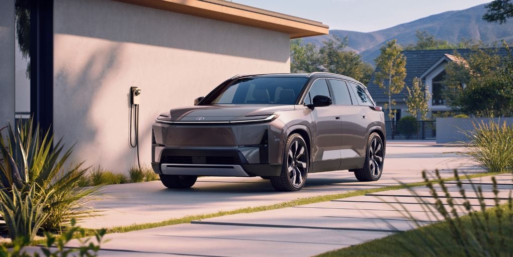 2027-toyota-highlander-ev-credit-toyota