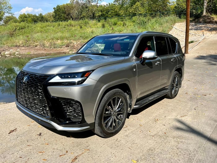 Review: 2022 Lexus LX 600 F Sport