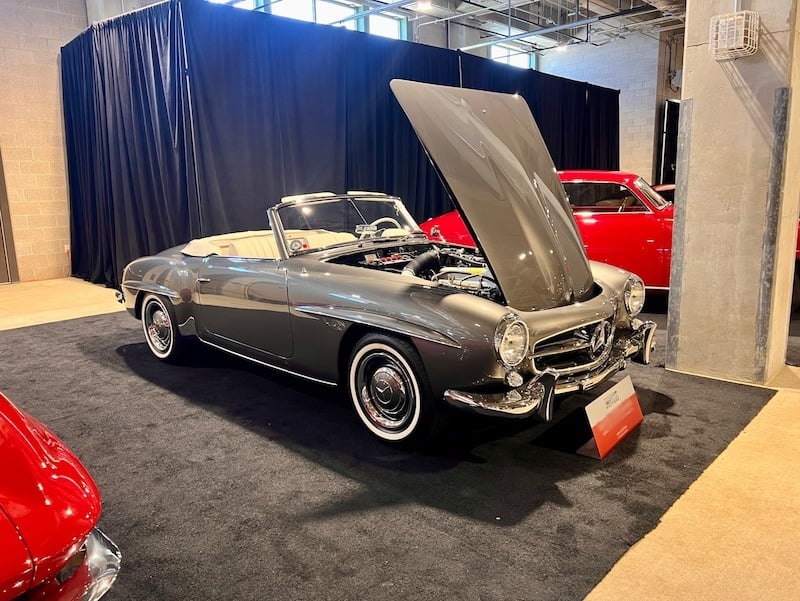 577300984_1242320941256872_2794650013134378212_n