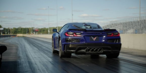 Chevy Corvette ZR1X-credit-corvette