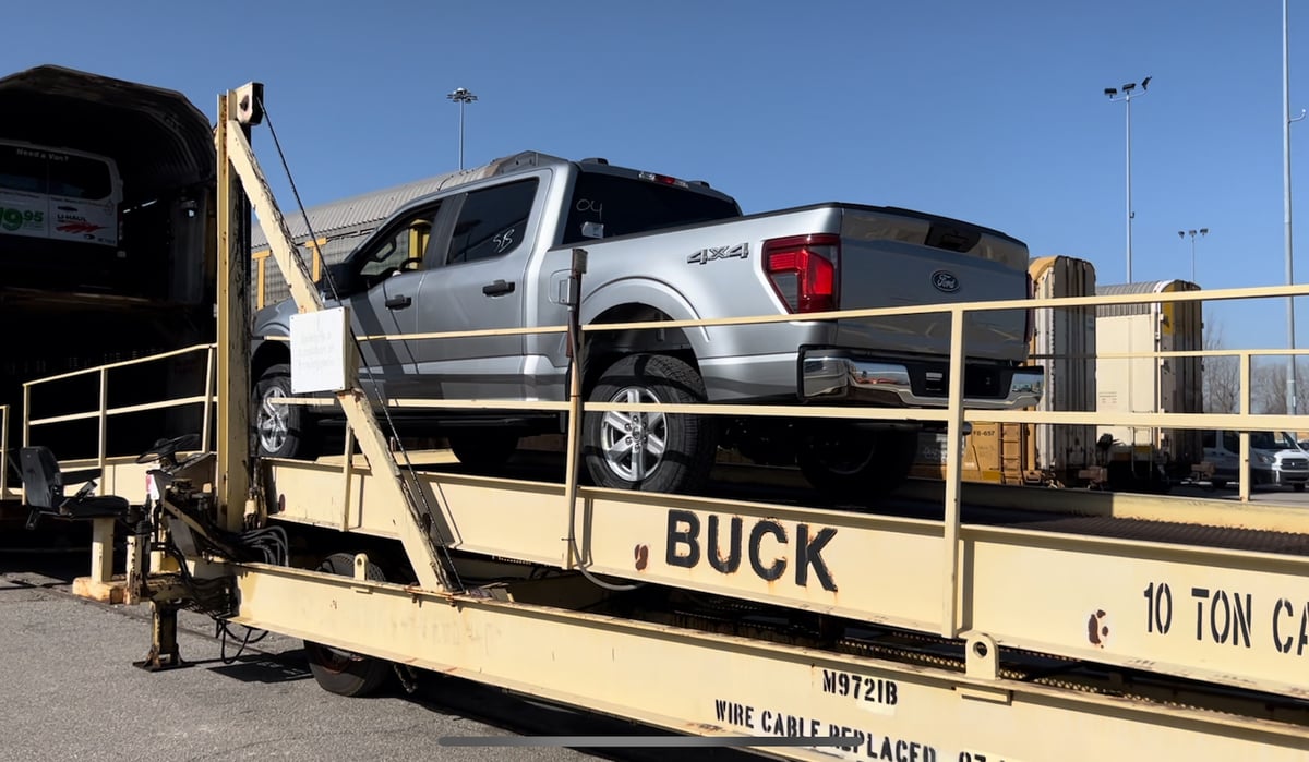 F150s Shipping-kansas-city-crdeit-fordpeg
