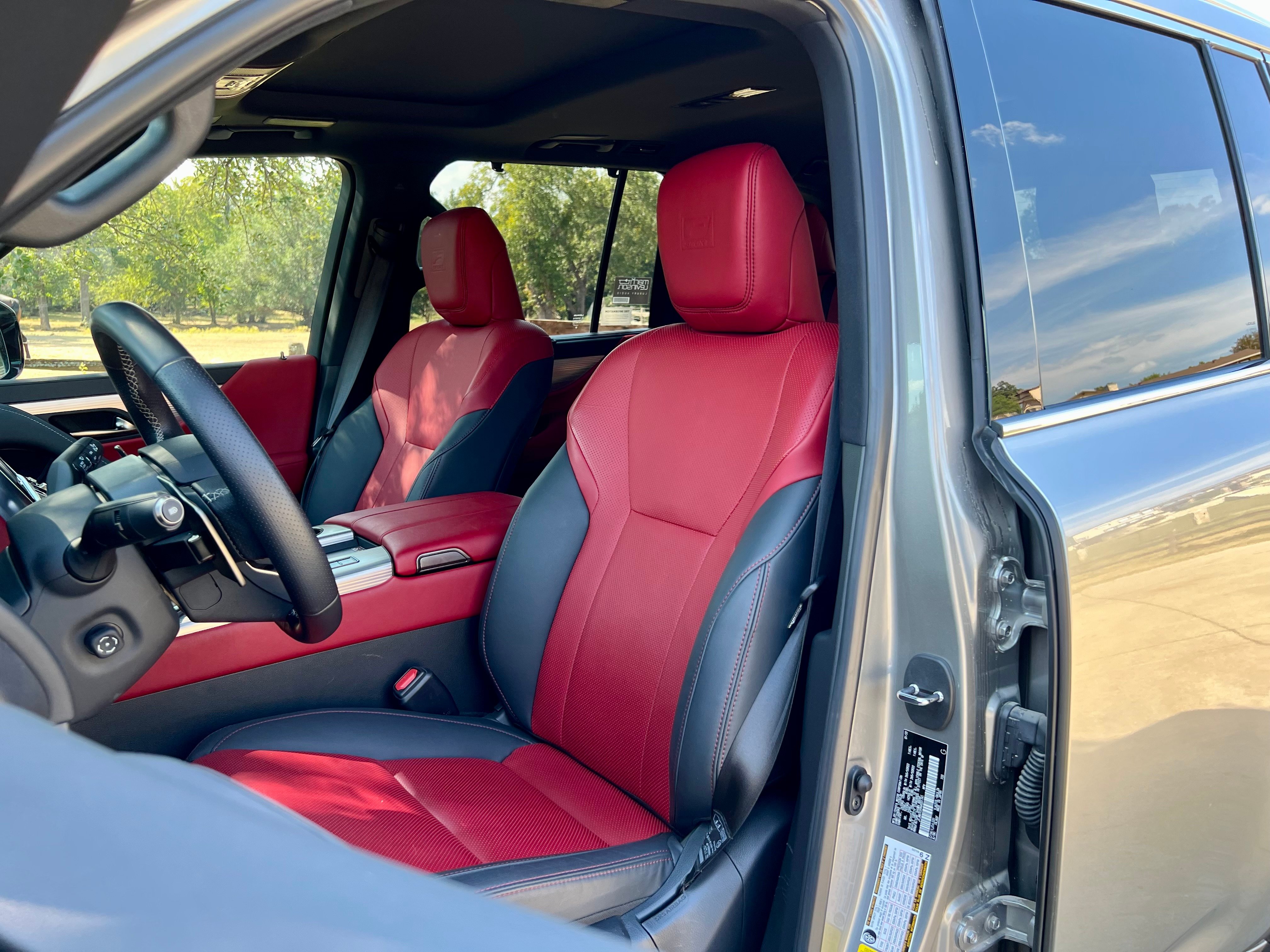 2022 Lexus LX 600 F Sport driver's seat 2
