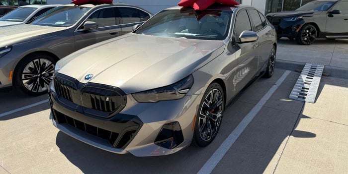 50% Of EV Buyers Are Leasing, Including The Car Pro Jerry Reynolds!