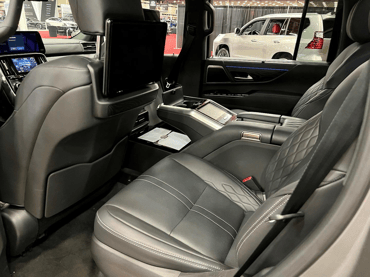 Lexus-LX600-4-carprous