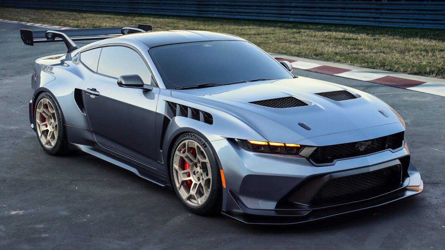 Mustang-GTD-onTrack4-credit-ford