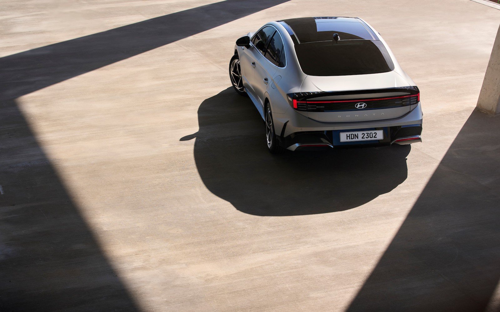 New-Hyundai-Sonata-6-credit-hyundai.