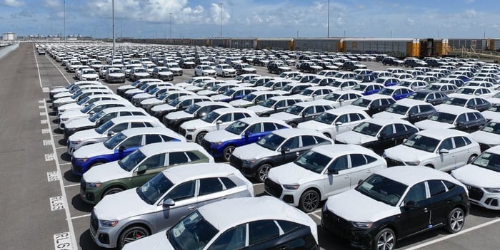 Tariff Talk: Automaker Plans; Mexico & Canada Tariffs Explained