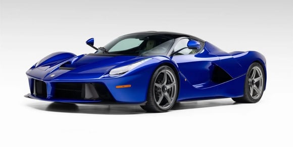 bring-a-trailer-la-ferrari-credit-bot