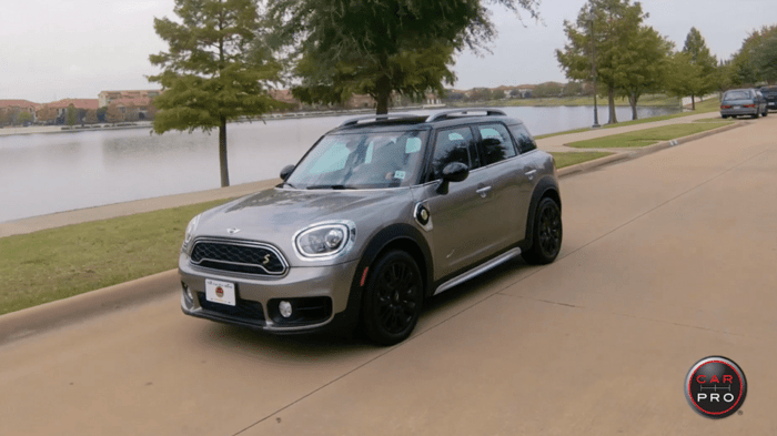 2018 Mini Cooper S E Countryman ALL-4 Test Drive