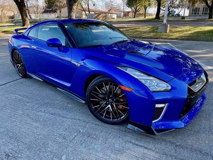 2021 Nissan GT-R Review