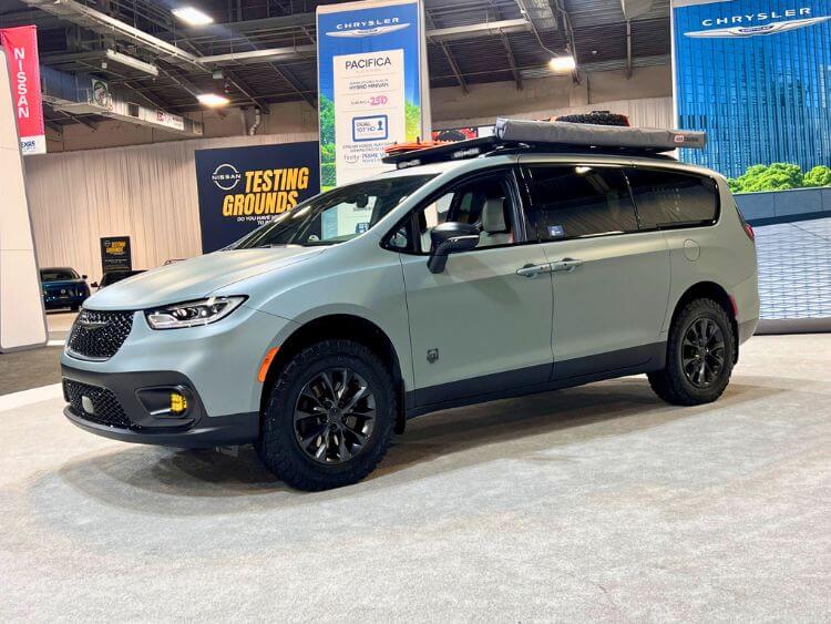 chryslr-pacifica-grizzly-concpt