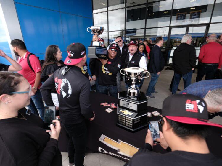 class-chevy-dealer-year-crowd-shot (1)