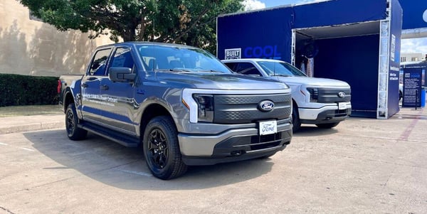 ford-ligthning-state-fair-texas