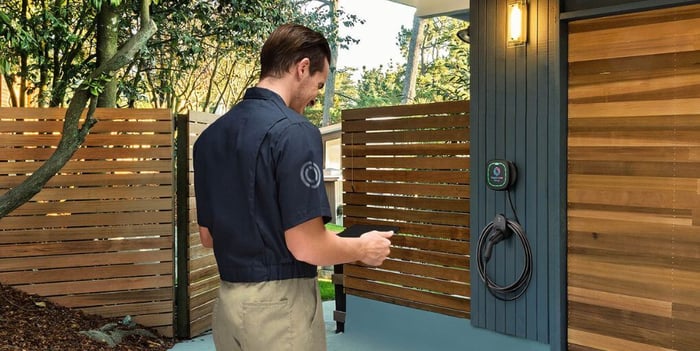 Stellantis Offers Free Charger Or Charging Credits To EV Buyers