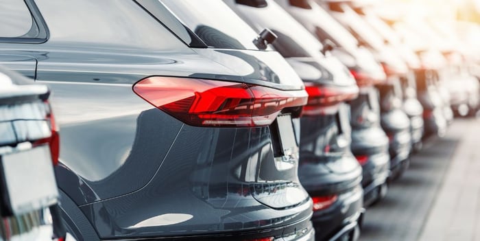 American Cars vs. Non-American Cars: Buyer Differences   