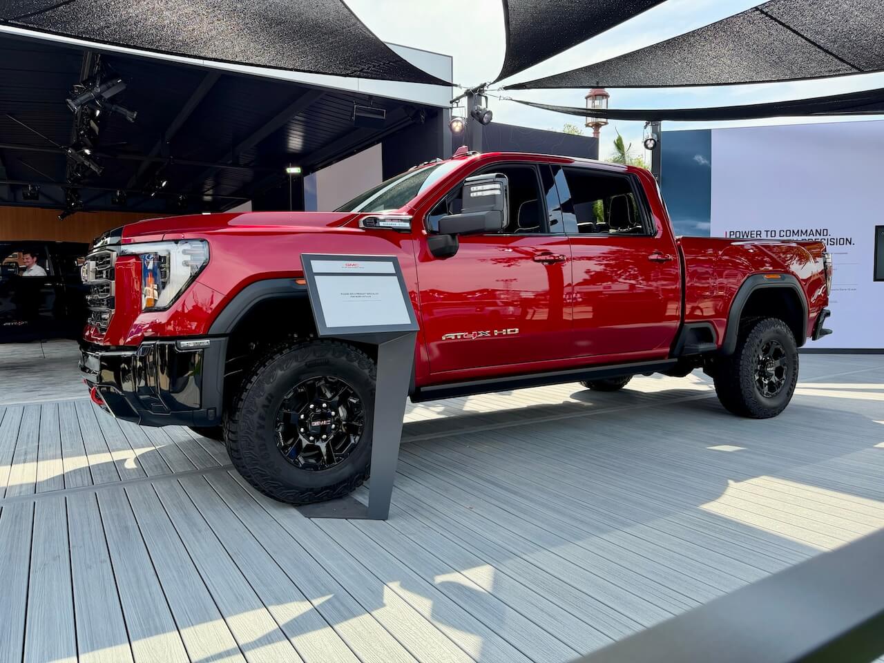 gmc-sierra-hd-turbo-diesel-2 (1)