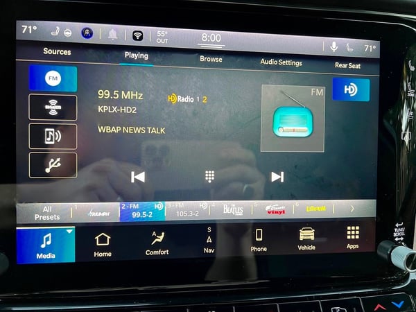 hd-radio-grand-wagoneer-Jerry-reynolds-carprousa (2)