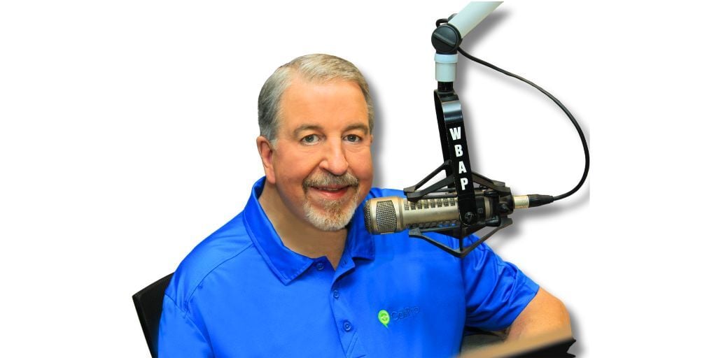 Car Pro Show Host Jerry Reynolds. 