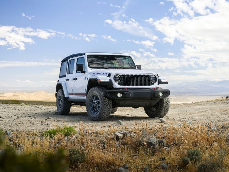 jeep-wrangler-250th-marvel-captain-america-comic-credit-stellantis-7