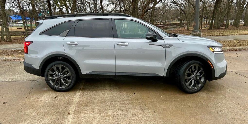 2023 Kia Sorento SX Prestige. Photo: CarPro.