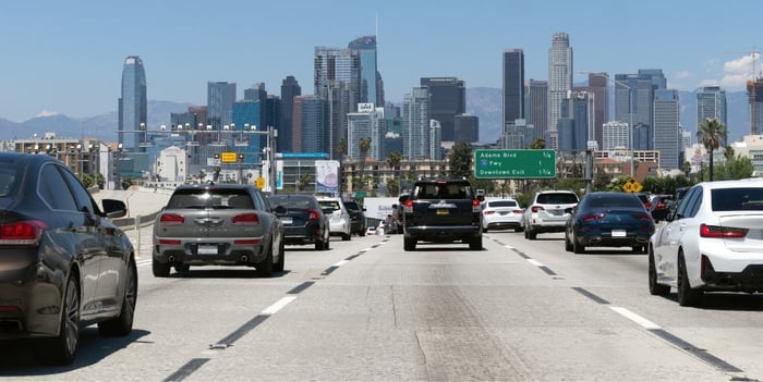 NHTSA:  Deadly Traffic Accidents Decrease