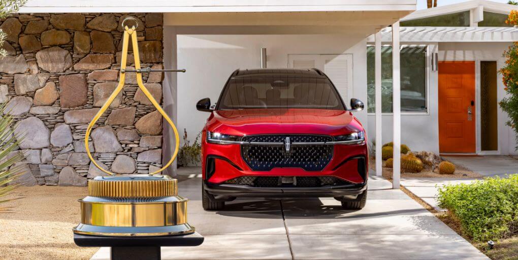 Lincoln Nautilus named 2025 MotorTrend SUV of the Year. Credit: Lincoln.