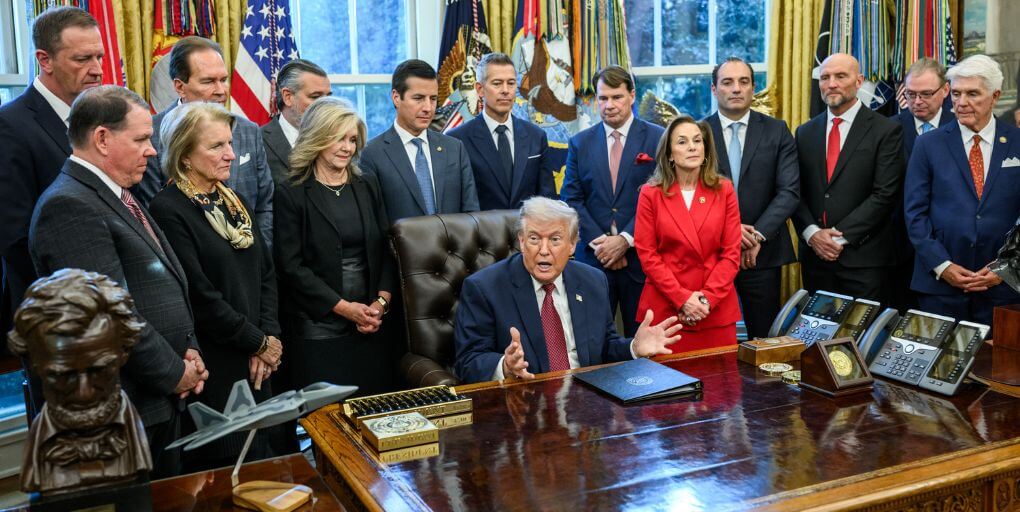 official-white-house-photo-cafe-dec-3 (1)