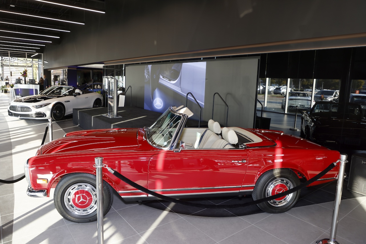 park-place-motorcars-opening-ainsworth-8