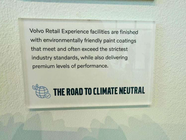 park-placo-volvo-eco-friendly-paint-sign-amy