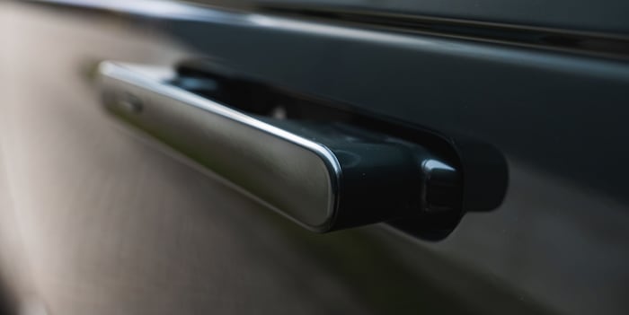 U.S. Rep. Proposes New Law For Car Door Handles