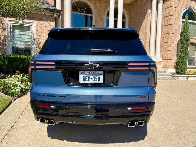 tail-end-2024-chevy-traverse-rs