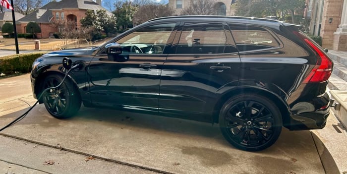 2024 Volvo XC60 Recharge Ultimate Plug-in Hybrid Review