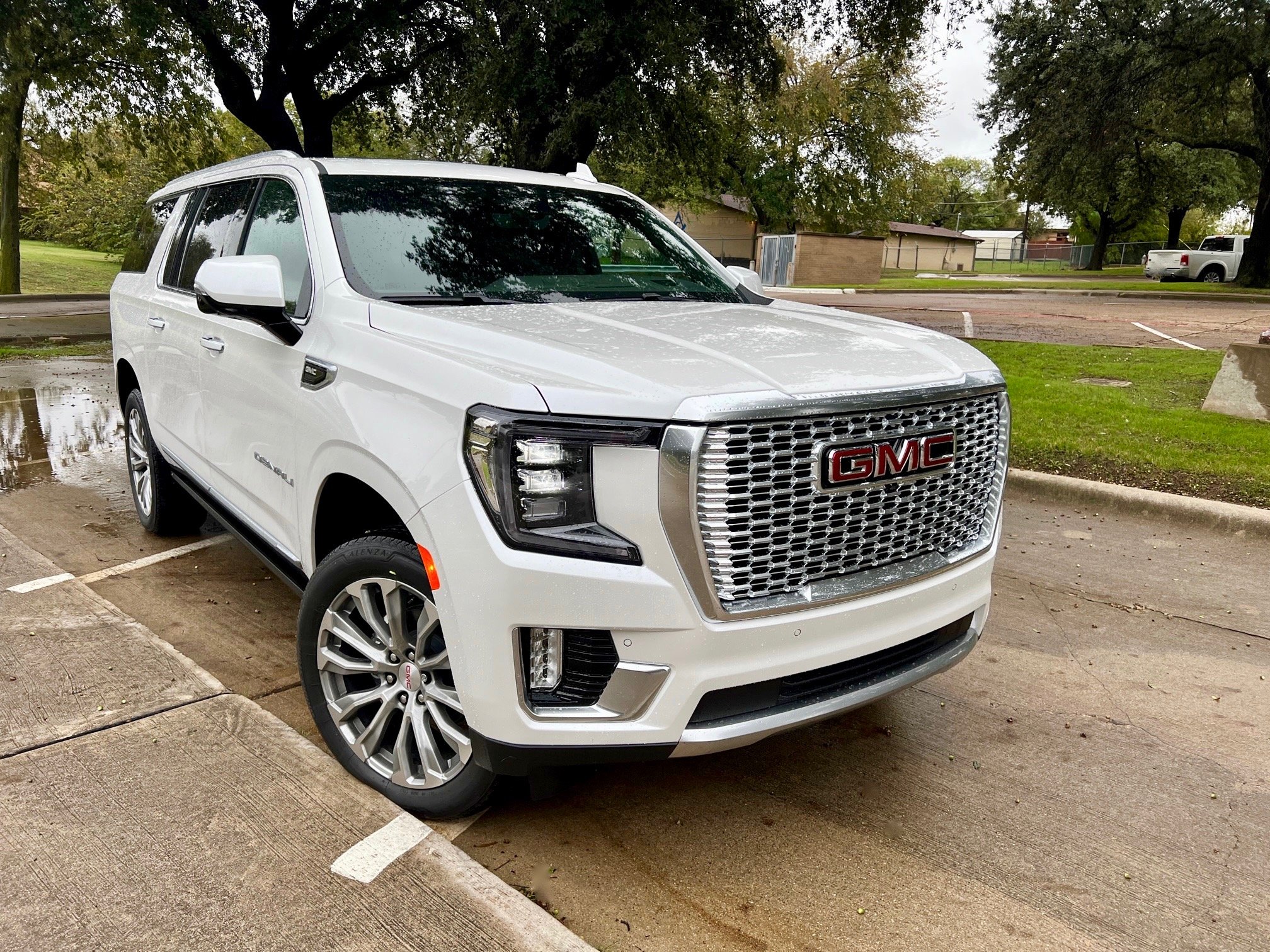 2019 GMC Yukon Price, Pictures and Cars for Sale