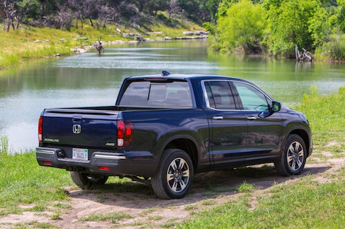 The 2018 Honda Ridgeline Is a Midsize Pickup For Urban Dwellers Photo Gallery