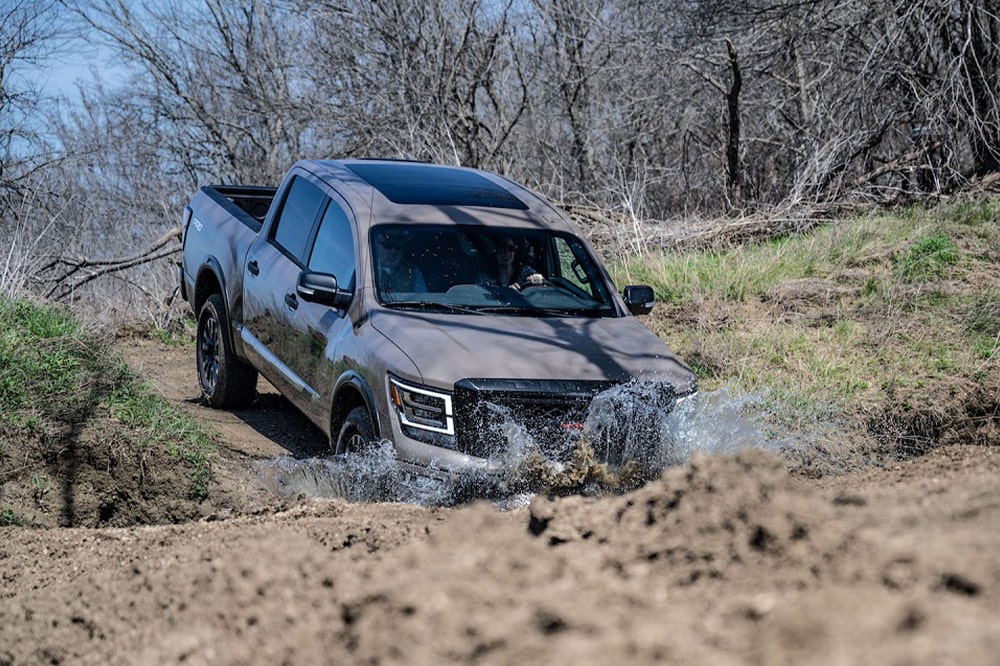 2020 Nissan Titan Off-Road and Towing