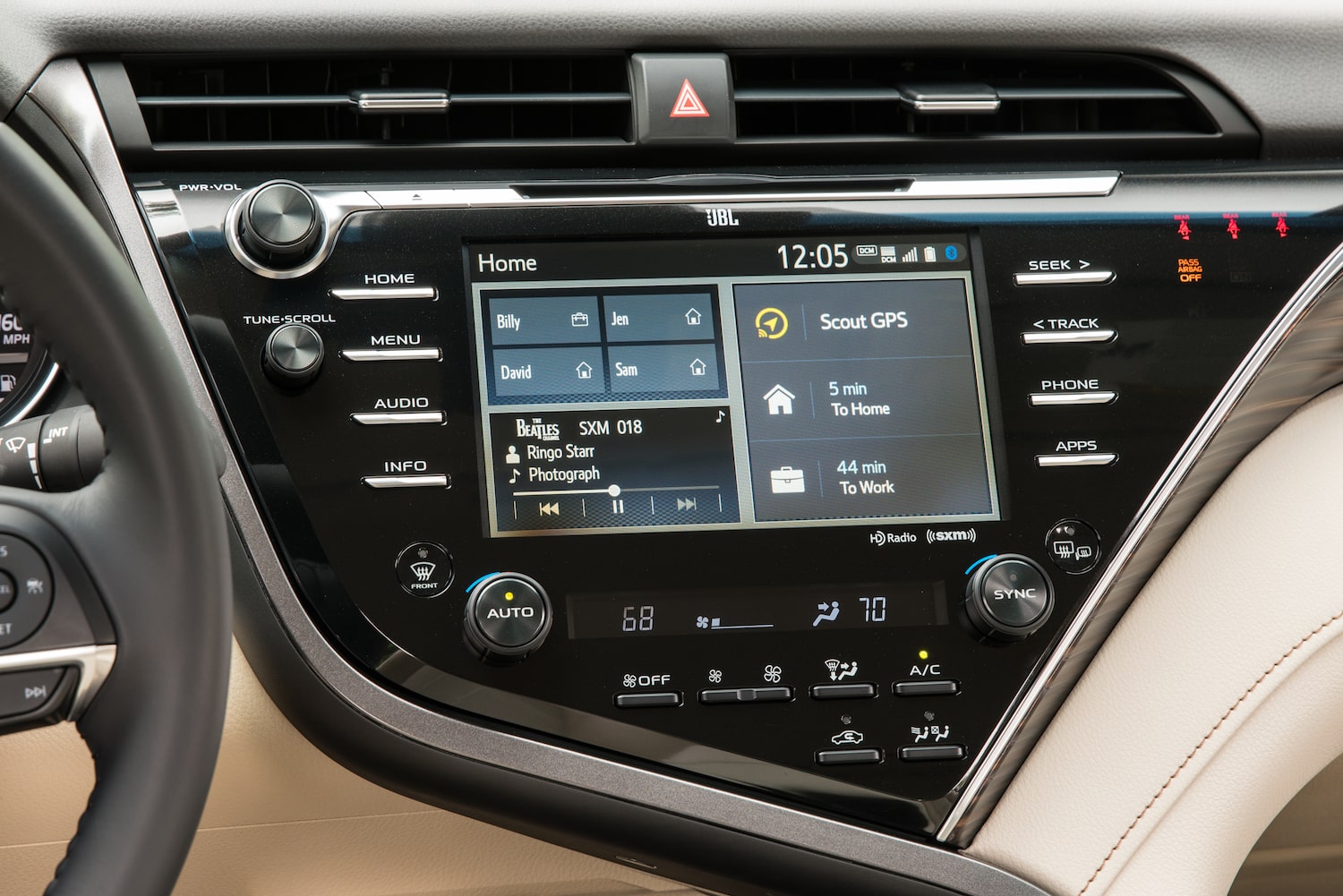 2020 Toyota Camry XLE Hybrid interior