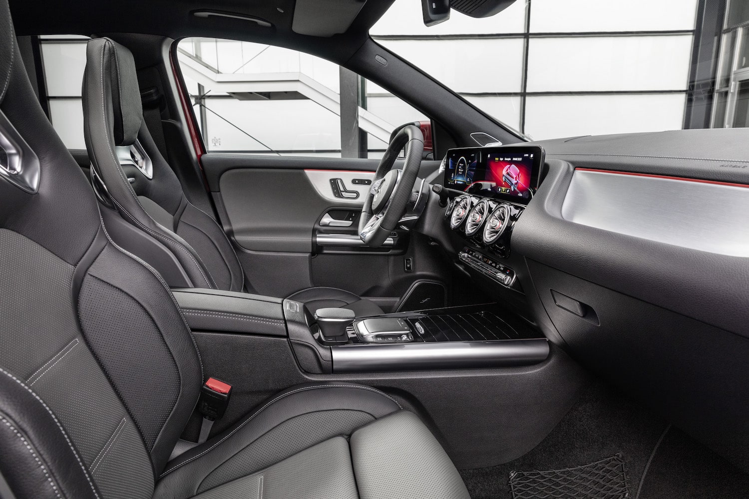 2021 Mercedes-Benz AMG GLA 35 interior