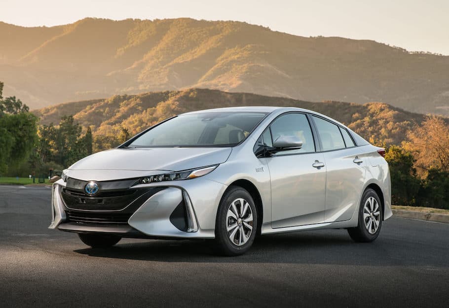 2018 Toyota Prius Prime Is Plugged-In To Fuel Economy Photo Gallery