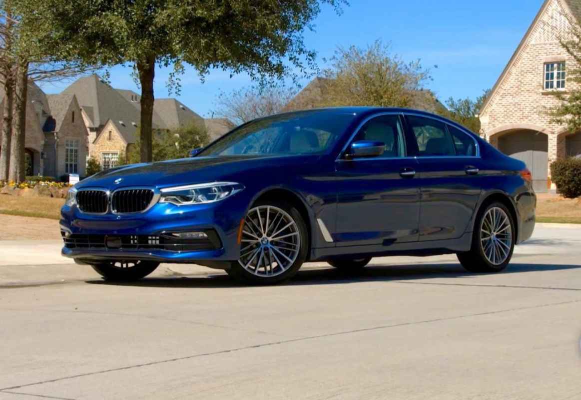 2017 BMW 530i Test Drive and Review Photo Gallery