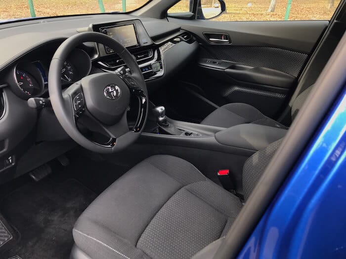2018 Toyota C-HR: Car Seat Check