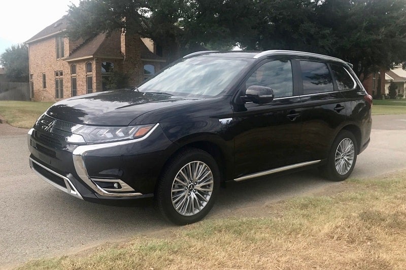 2019 Mitsubishi Outlander PHEV GT S-AWC Review Photo Gallery