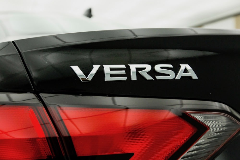 2020 Nissan Versa SR Review Photo Gallery