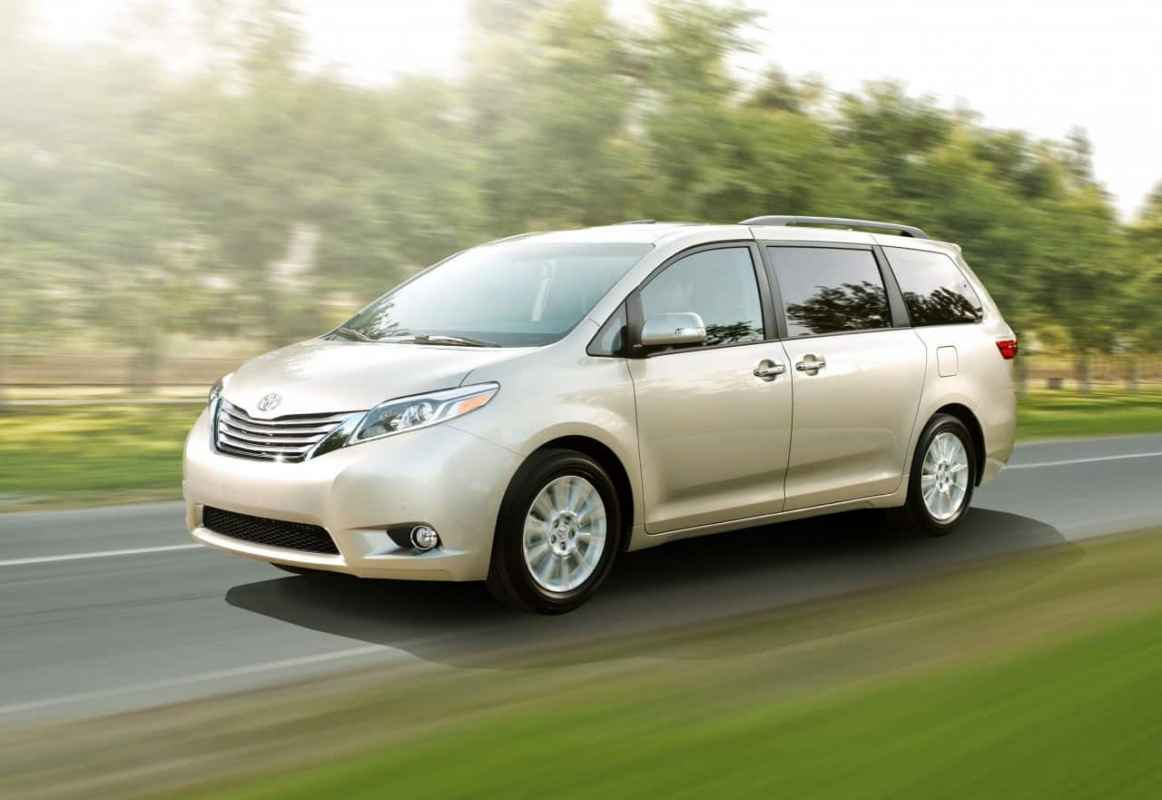 Test Drive: 2015 Toyota Sienna XLE Review Photo Gallery