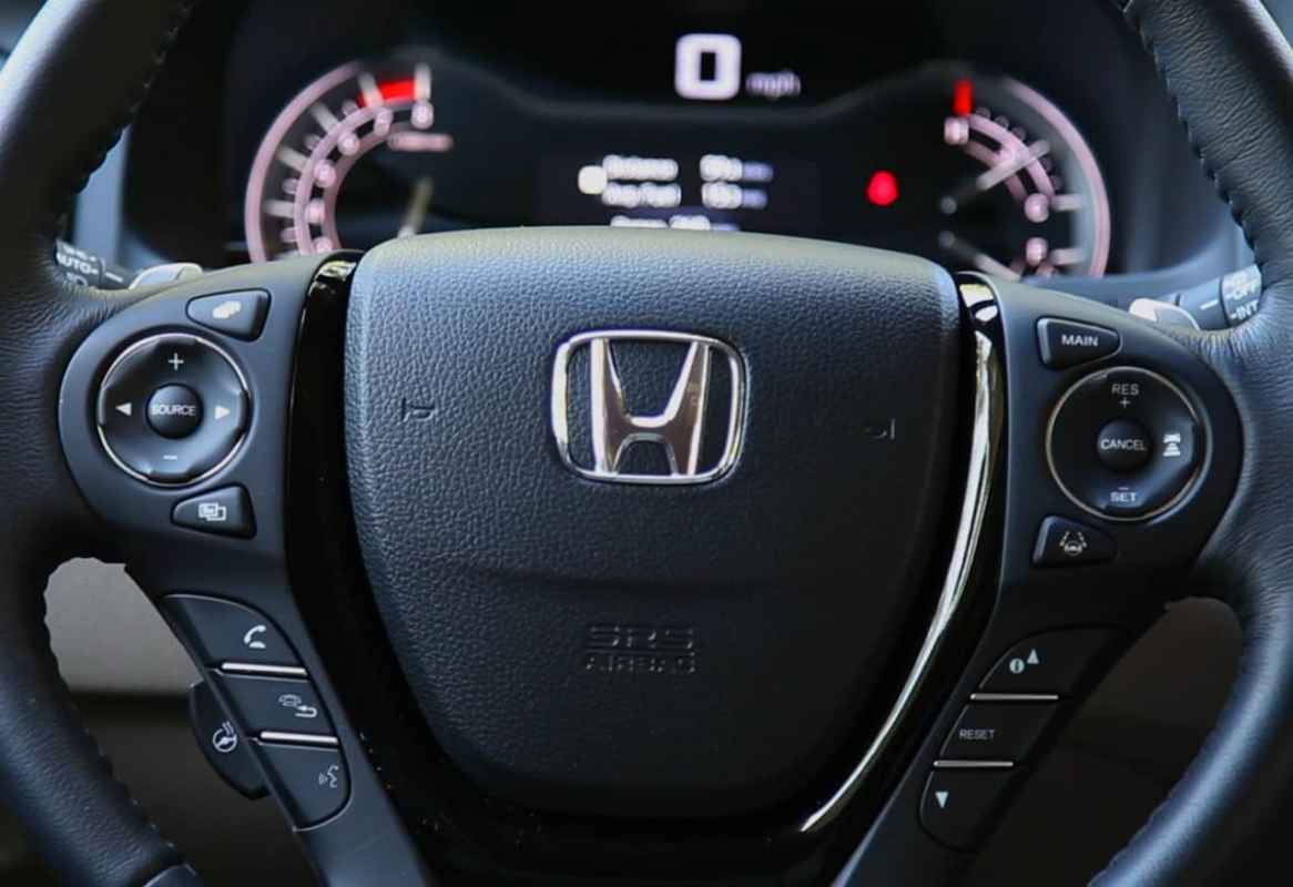 Test Drive: 2016 Honda Pilot Review Photo Gallery