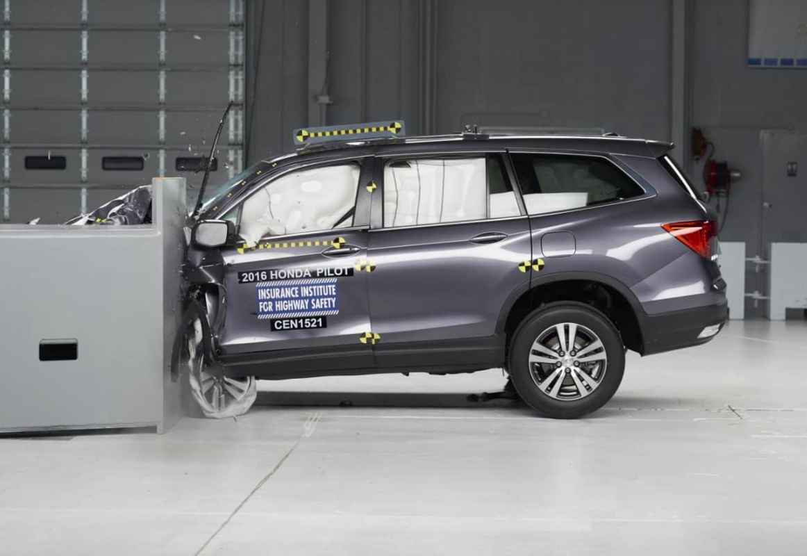 Test Drive: 2016 Honda Pilot Review Photo Gallery